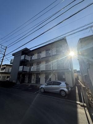 Main exterior of leopalace Toki