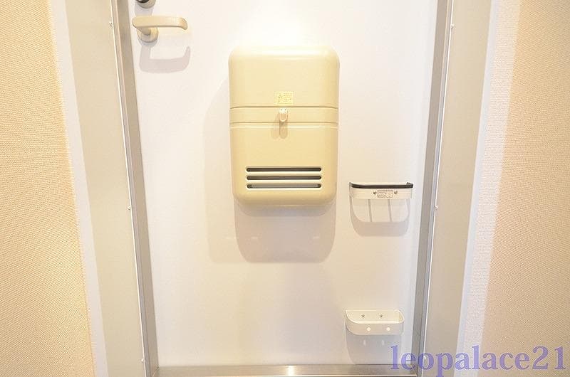 Room image 10