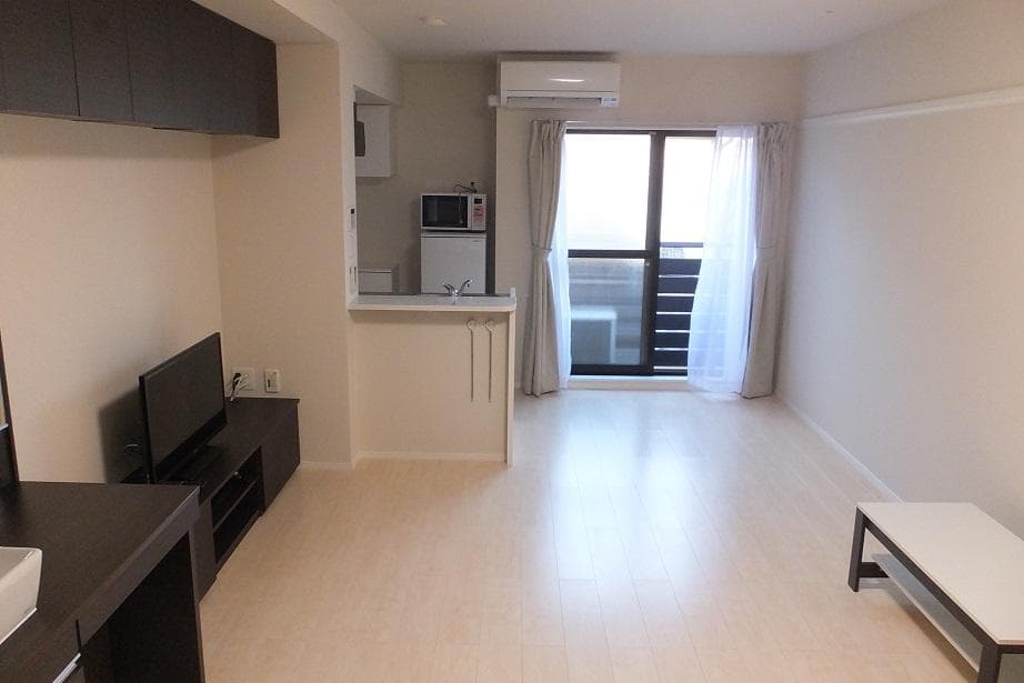 Preview interior of LEONEXT AZALEA