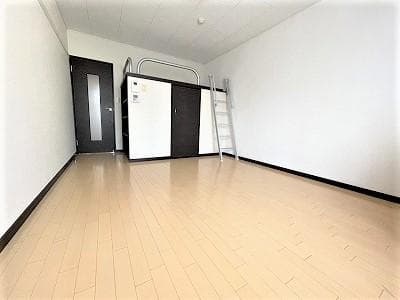 Preview interior of LEONEXT Cosmo II