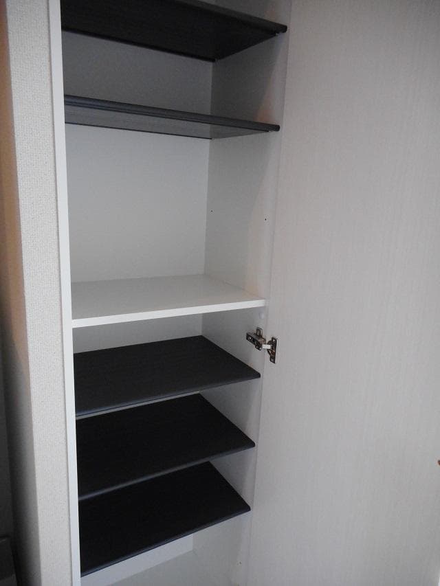 Room image 15