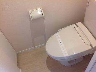 Room image 9