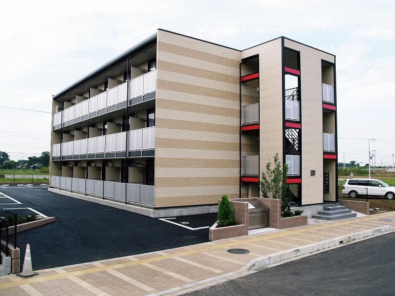 Main exterior of leopalace Excel Space