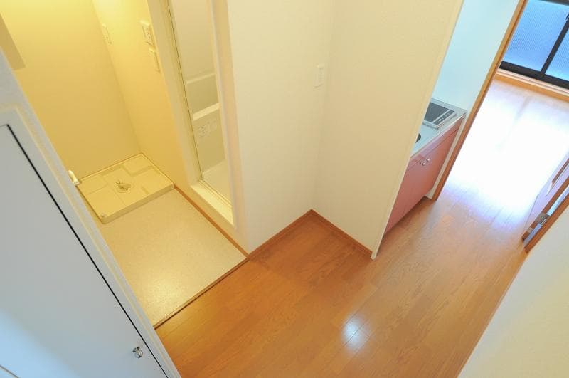 Room image 11
