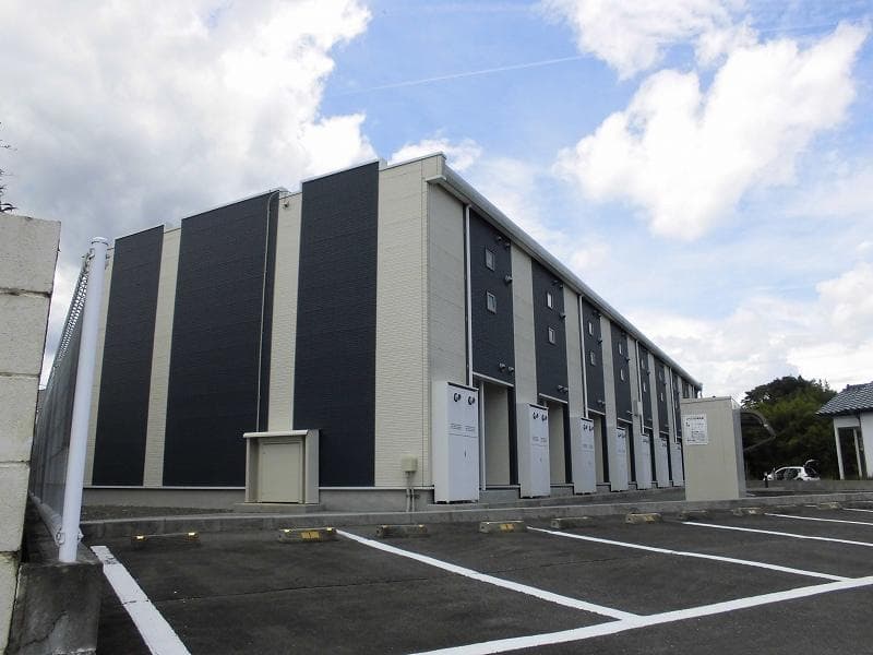 Main exterior of LEONEXT CCD Izumimachi