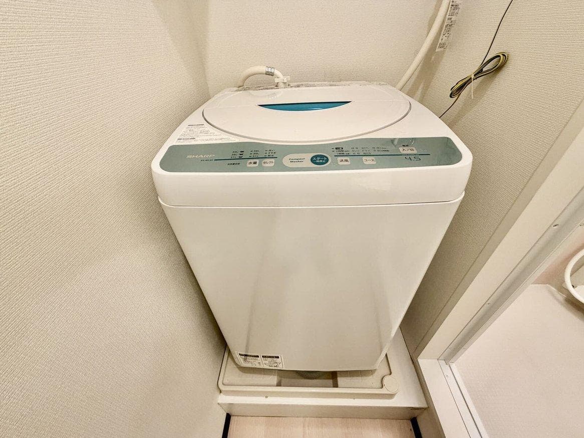 Room image 12