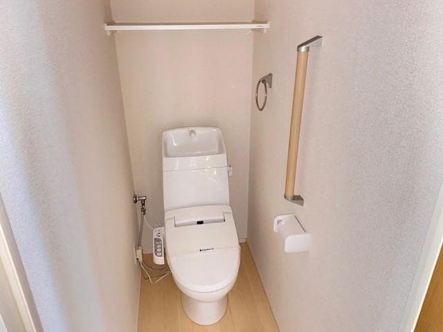 Room image 9