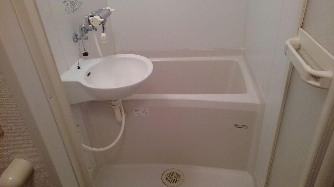 Room image 8
