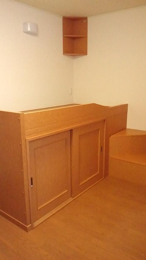 Preview interior of LEONEXT Green Mail Tomino