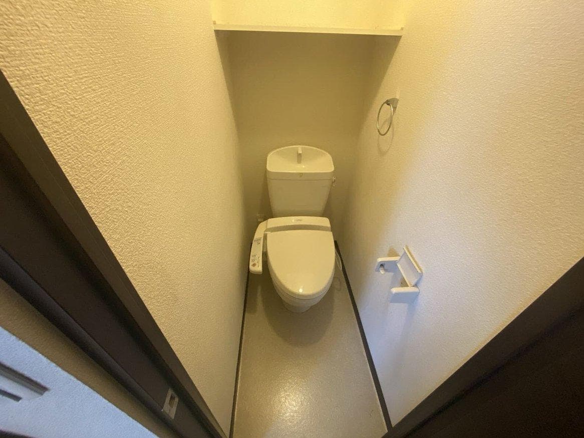Room image 9