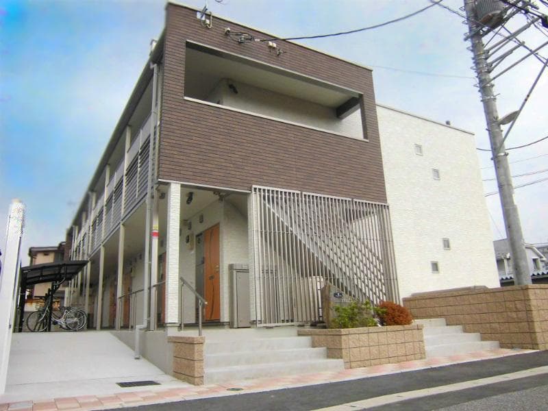 Main exterior of CLEINO Dragee