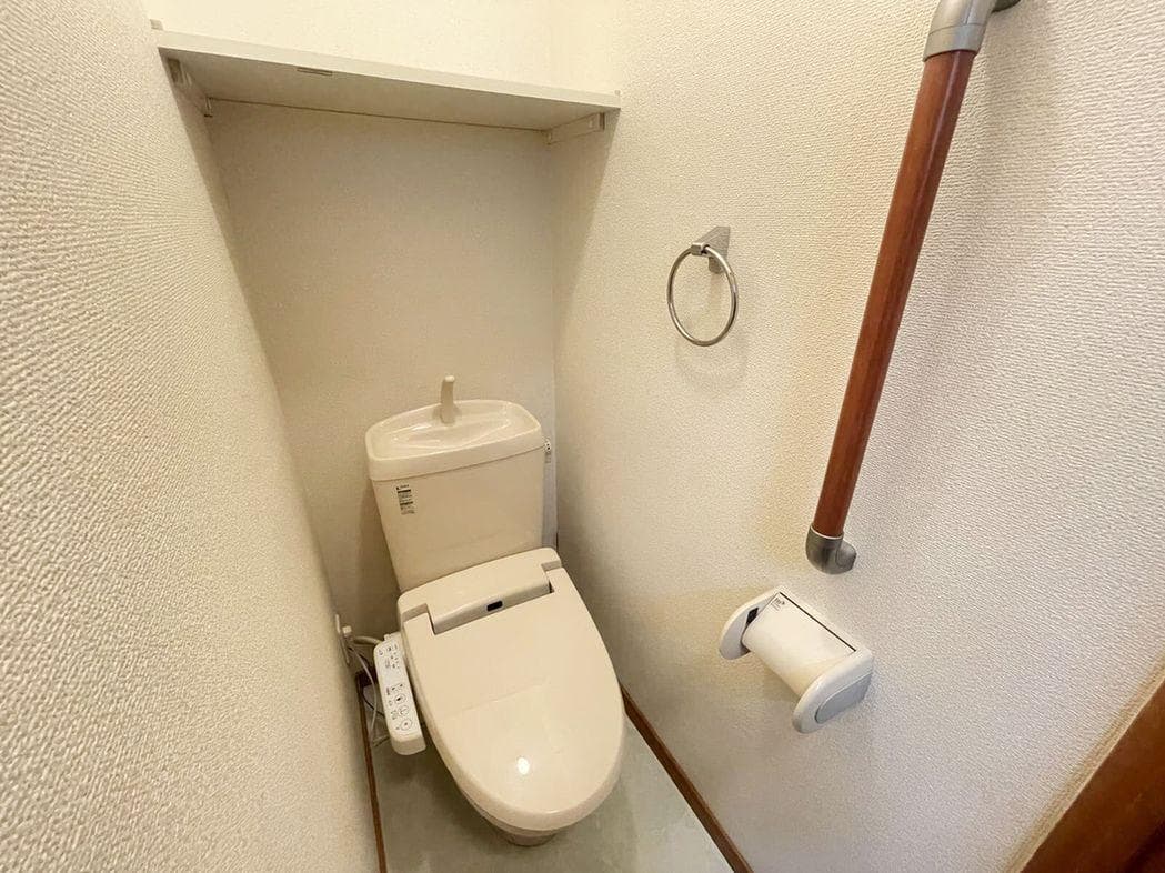 Room image 9