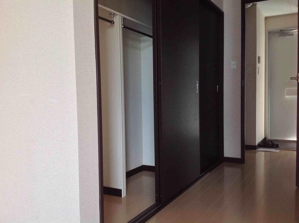 Room image 14