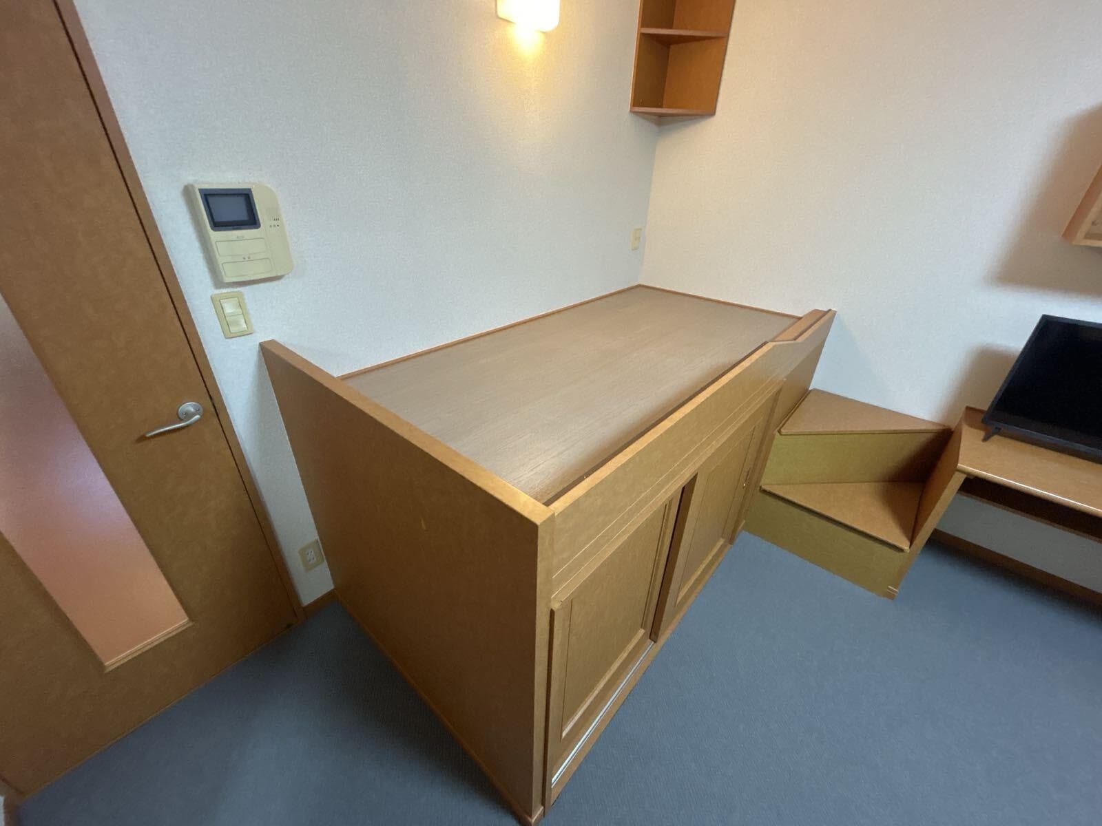 Room image 9