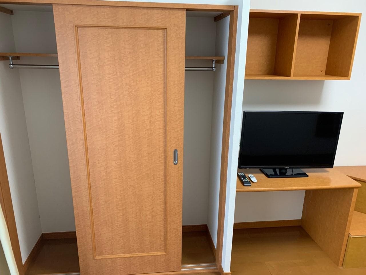 Room image 13