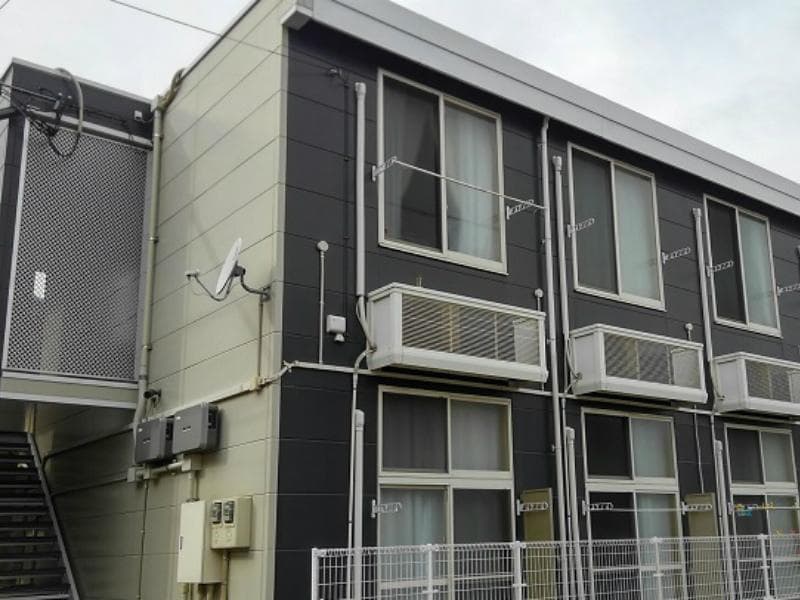 Main exterior of leopalace Melze