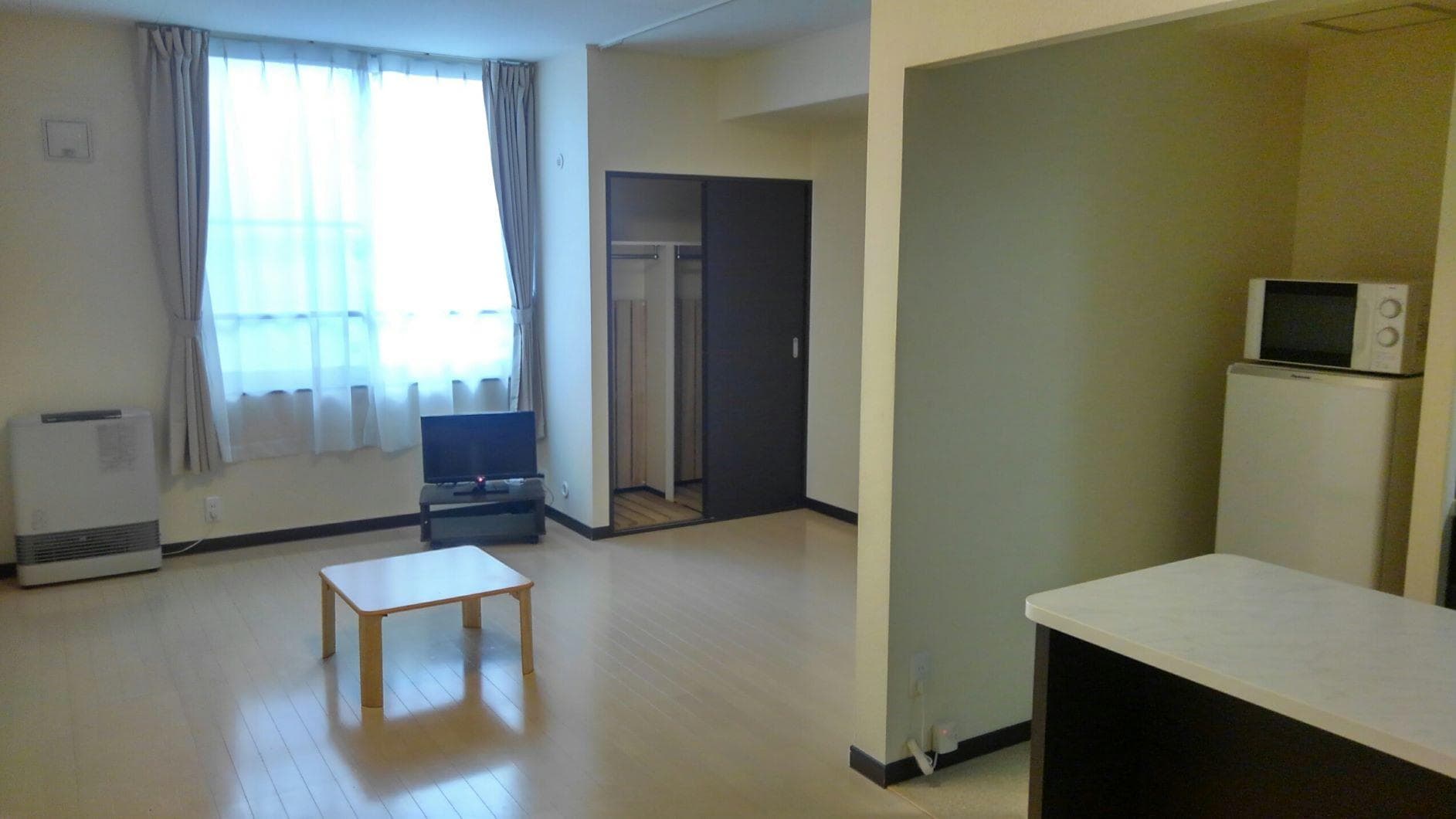 Preview interior of LEONEXT Aikoku Nishi