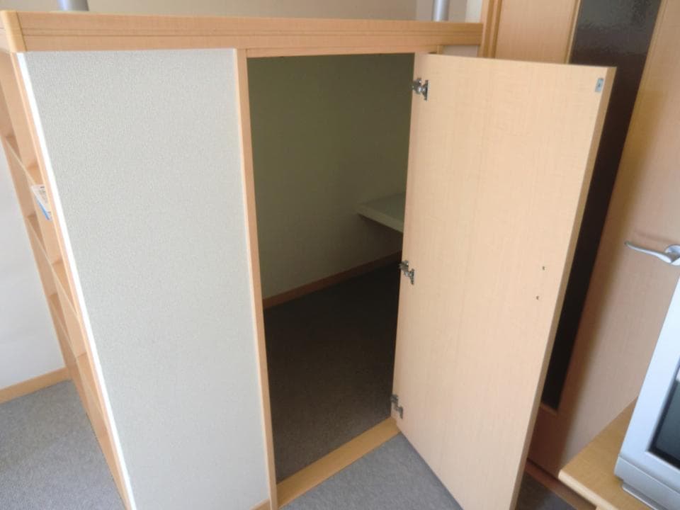 Room image 10