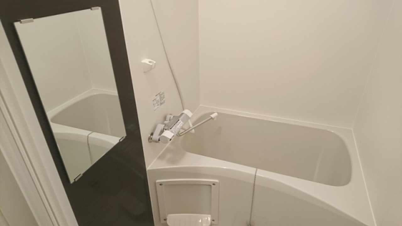 Room image 15