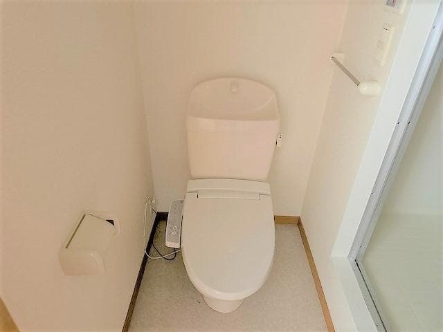 Room image 9