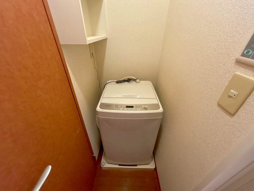 Room image 11