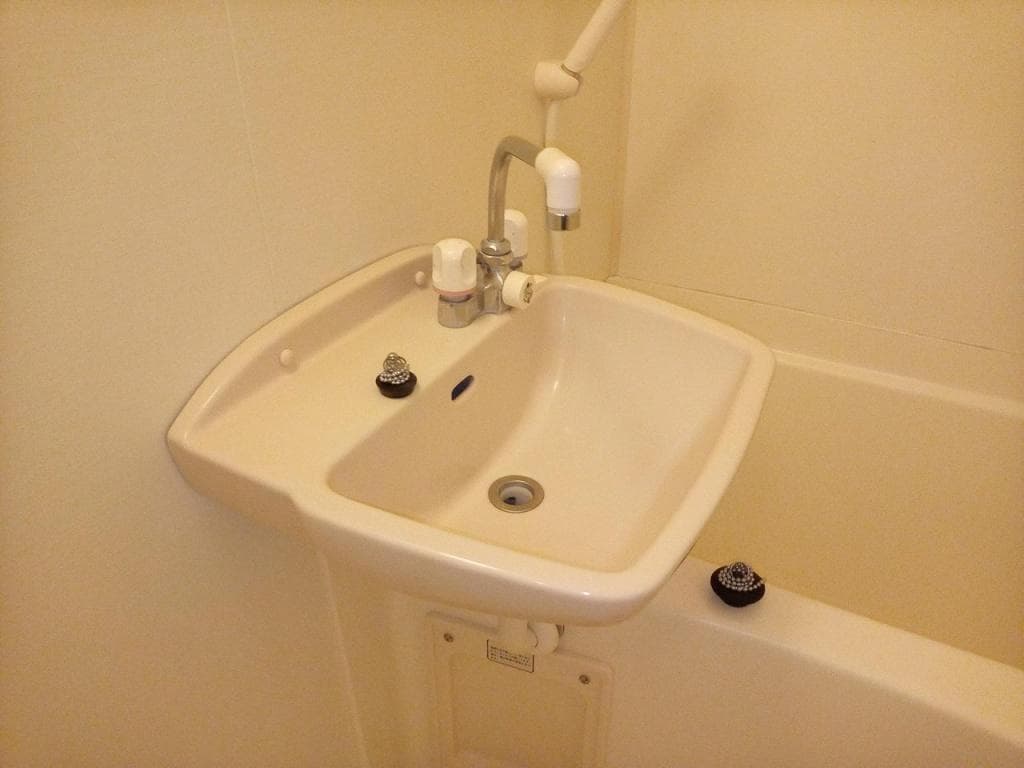 Room image 15