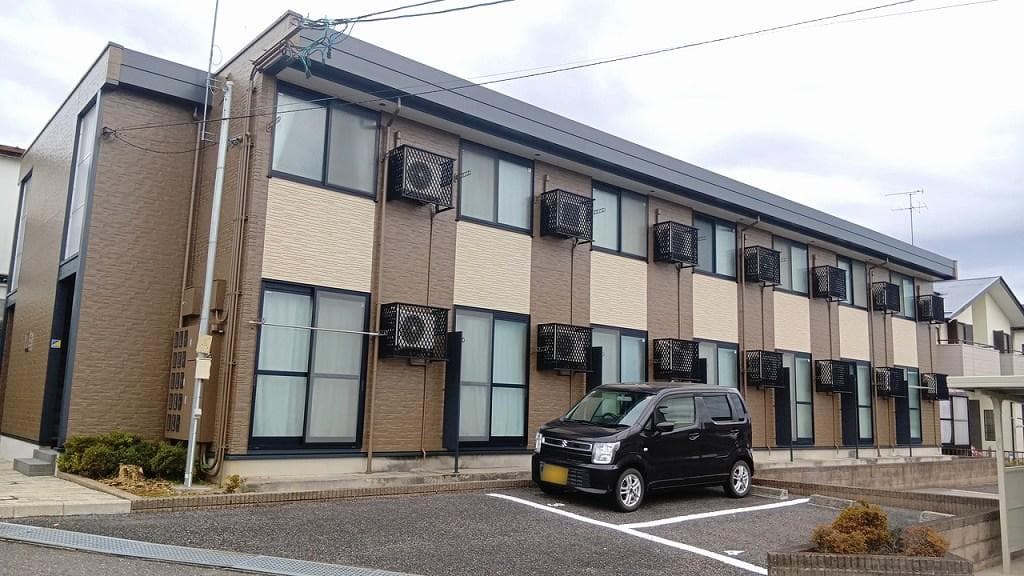 Main exterior of leopalace Botan