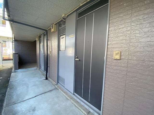 Room image 13
