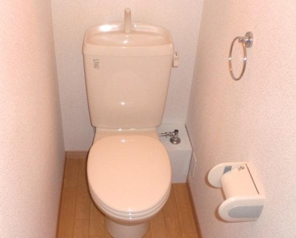 Room image 13