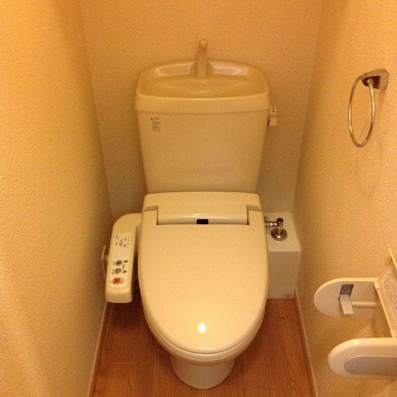 Room image 8