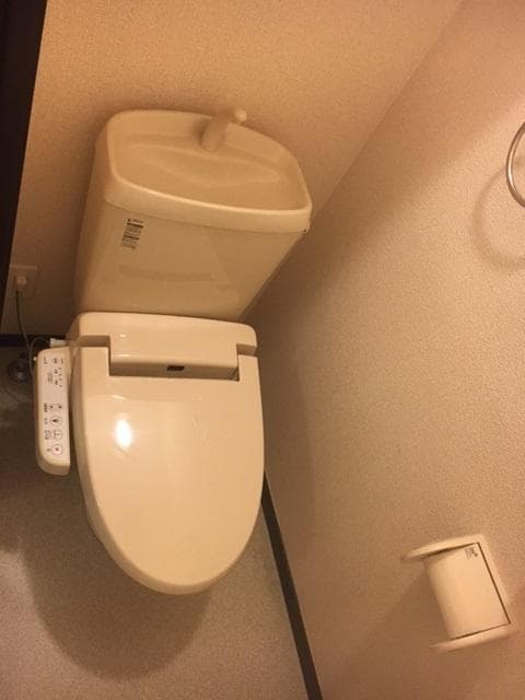 Room image 10