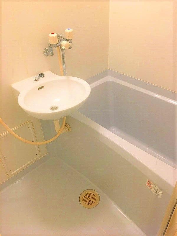 Room image 11