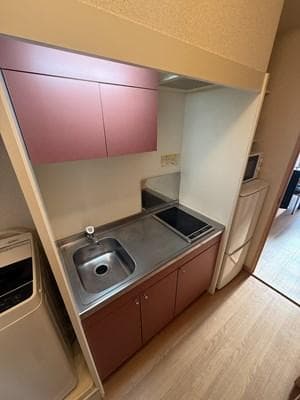 Room image 11