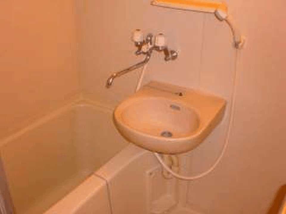Room image 14