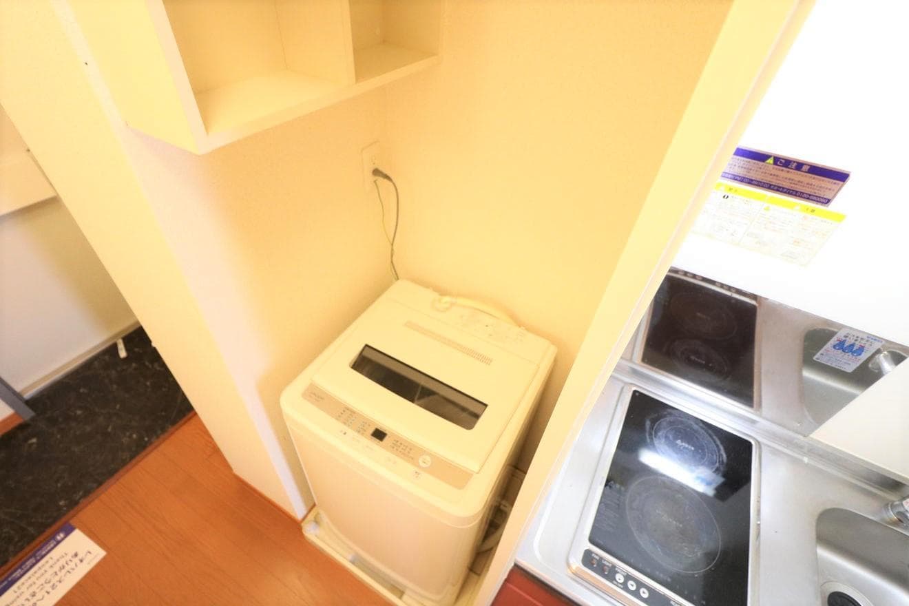 Room image 10
