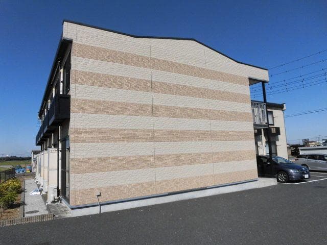 Main exterior of leopalace WAN