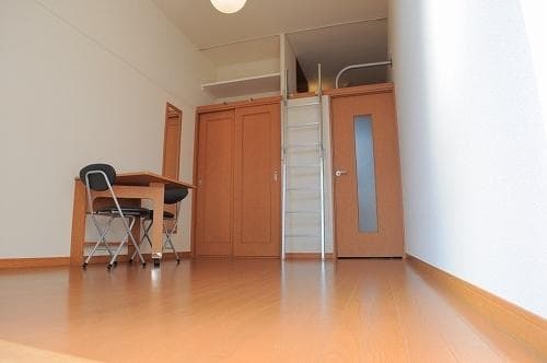 Room image 14