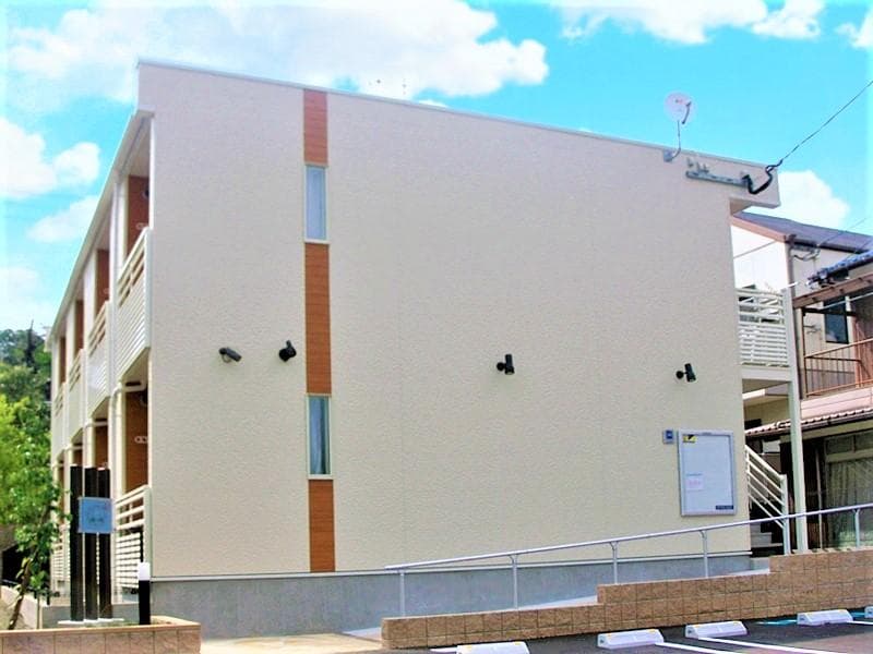 Main exterior of LEONEXT Sakuragaoka