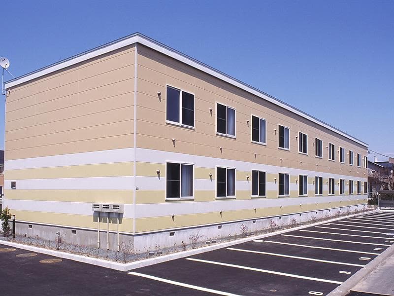 Main exterior of leopalace SAKURAGI I