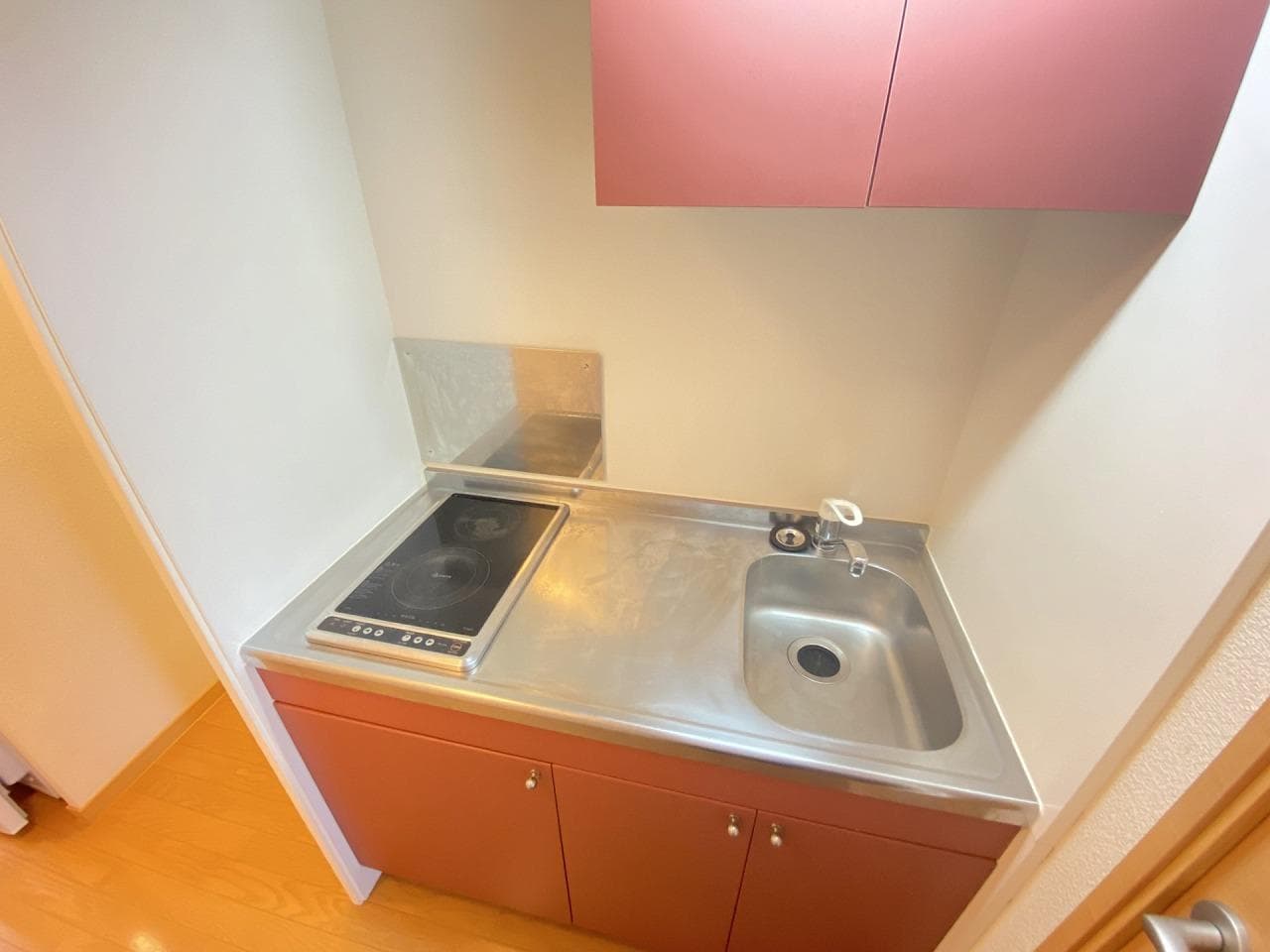 Room image 11