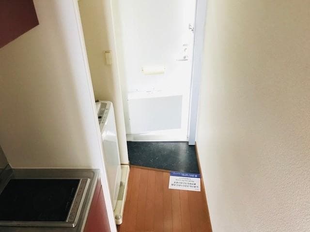 Room image 13
