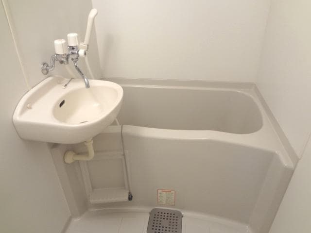 Room image 15