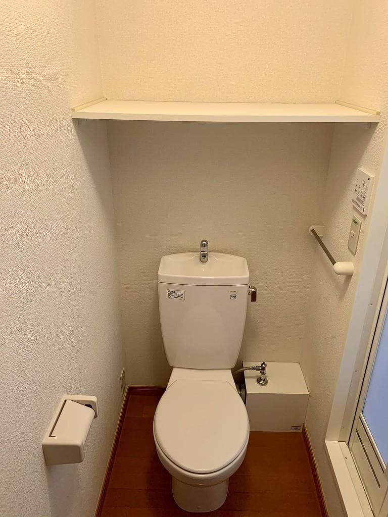 Room image 12