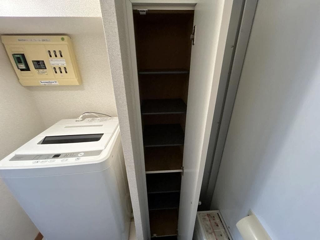 Room image 13
