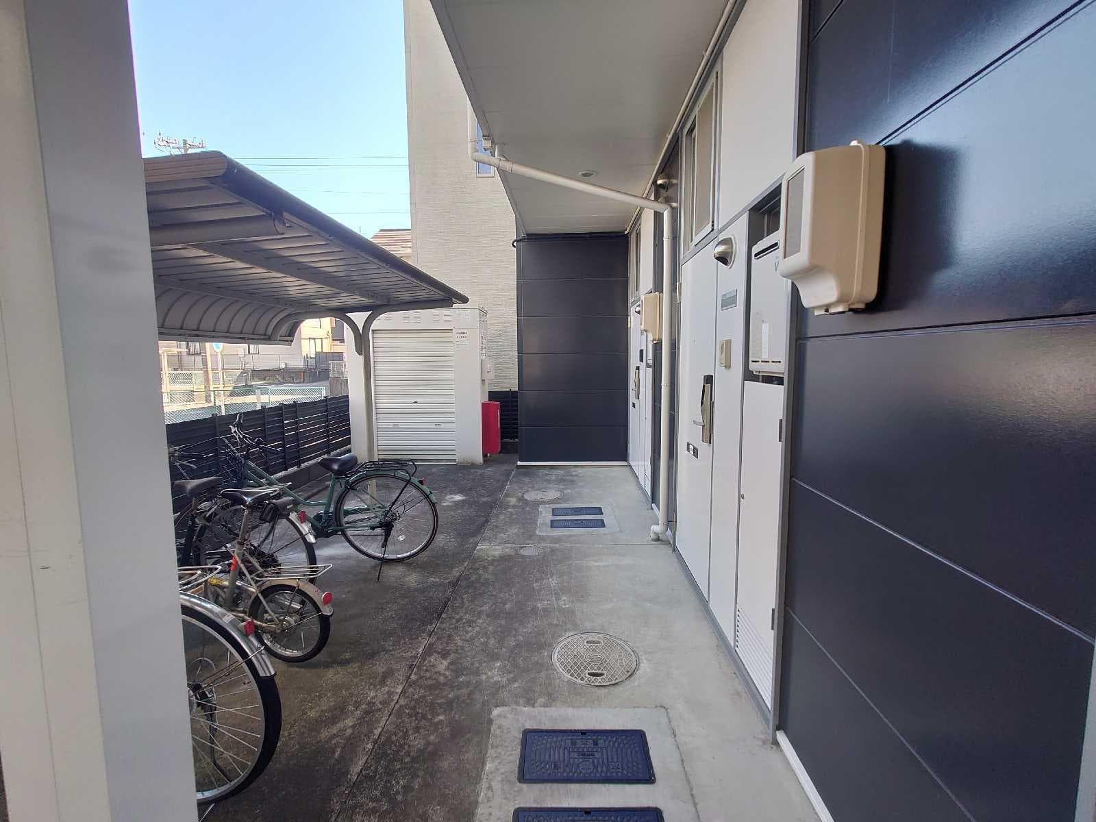 Room image 11