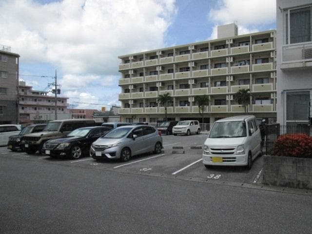 Room image 16