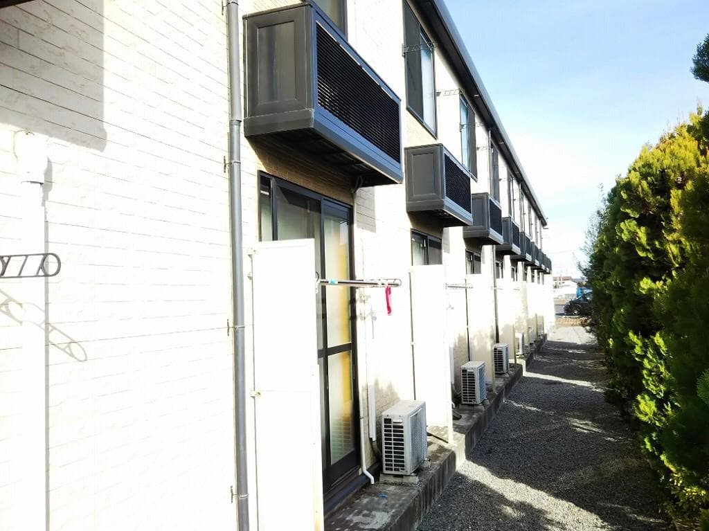 Room image 8