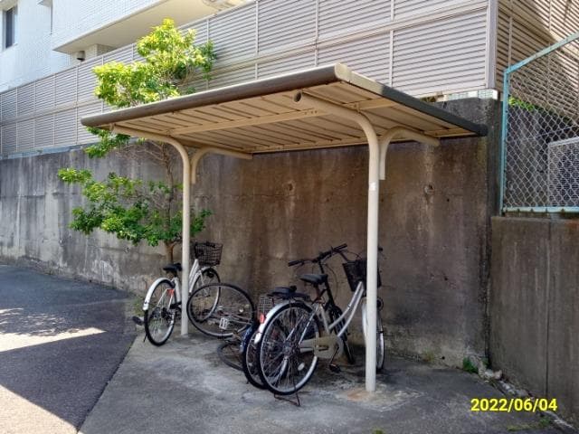 Room image 11