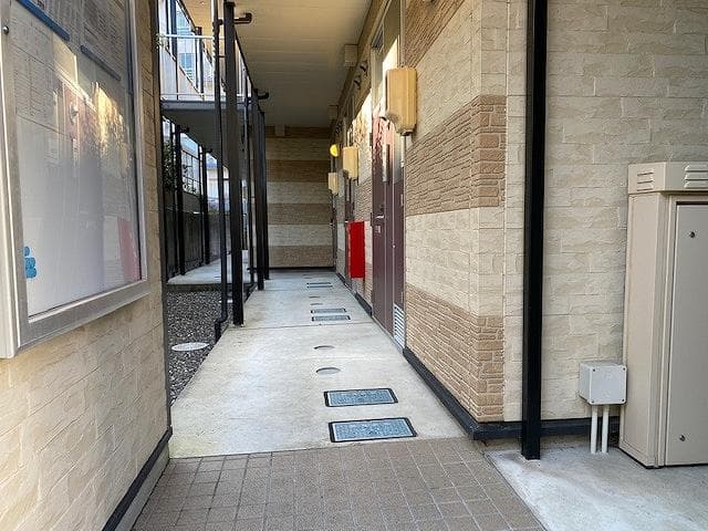 Room image 15