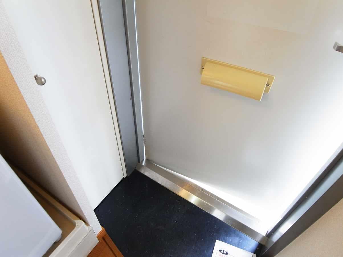 Room image 12